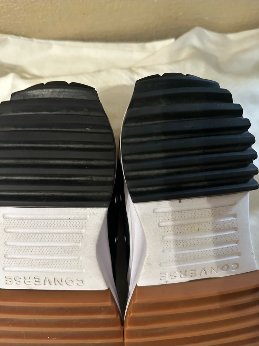 Converse Run Star Hike Platform Sneakers - Picture 9 of 11